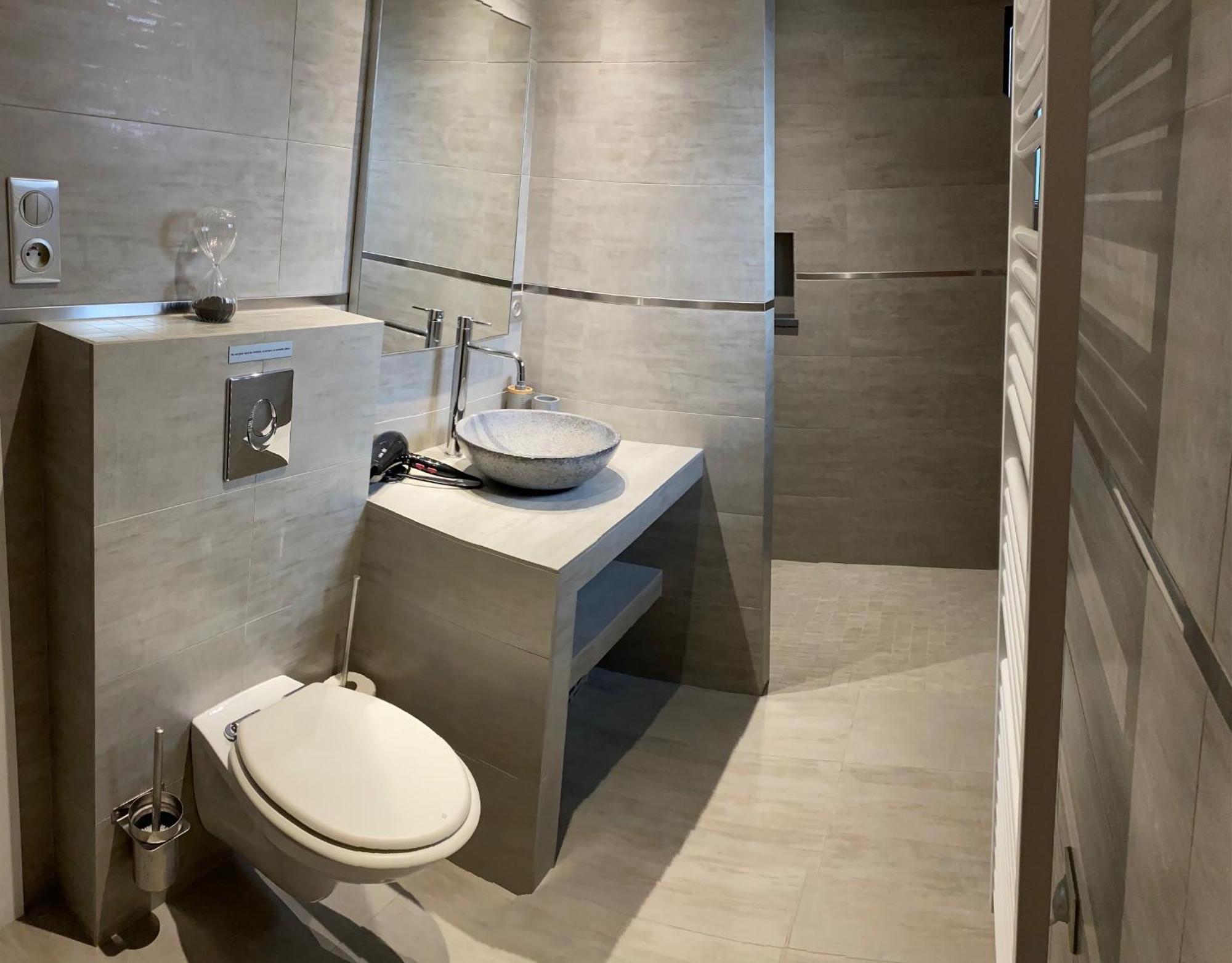 Residence Petru-Maria Проприано Екстериор снимка