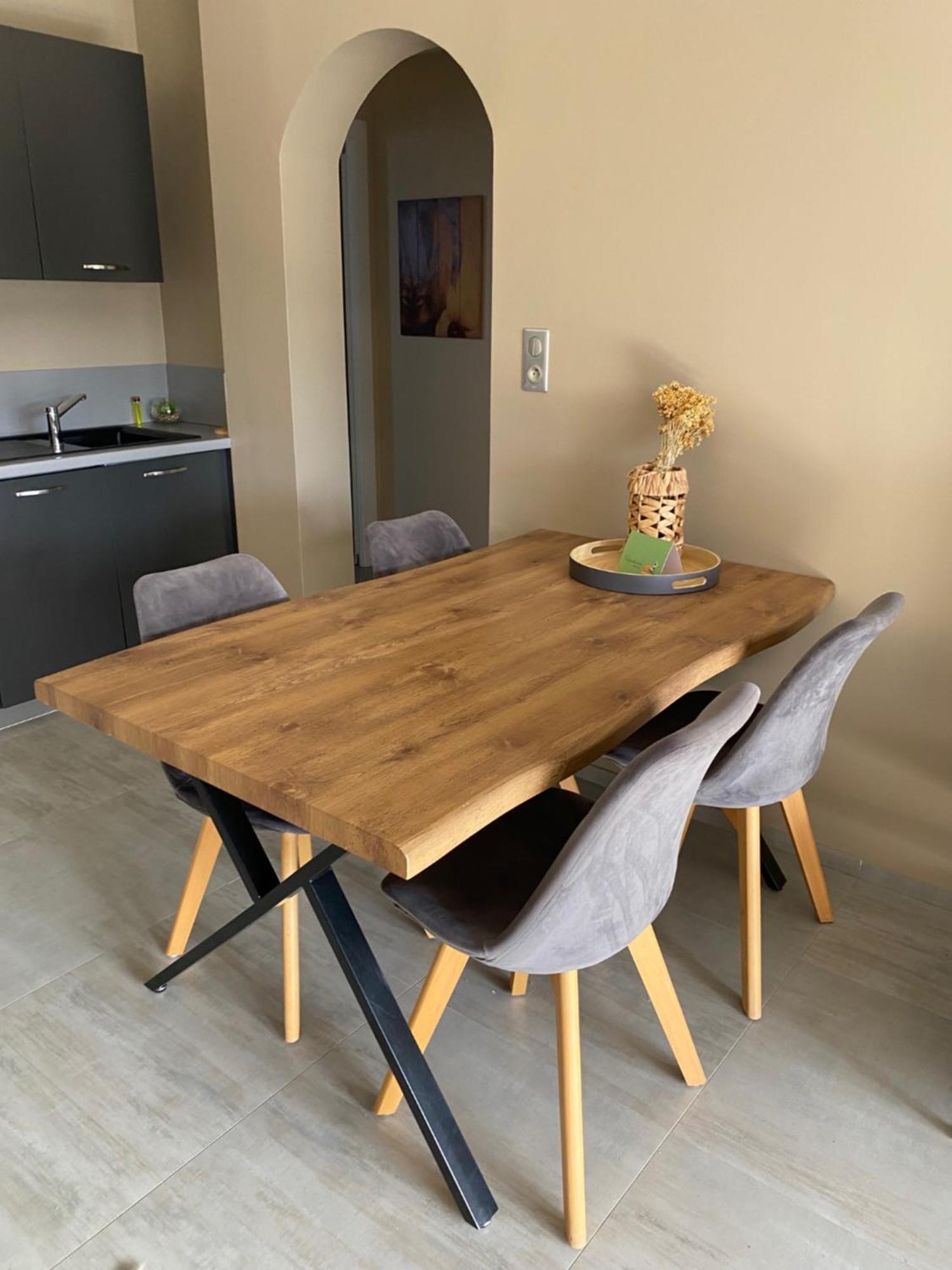 Residence Petru-Maria Проприано Екстериор снимка