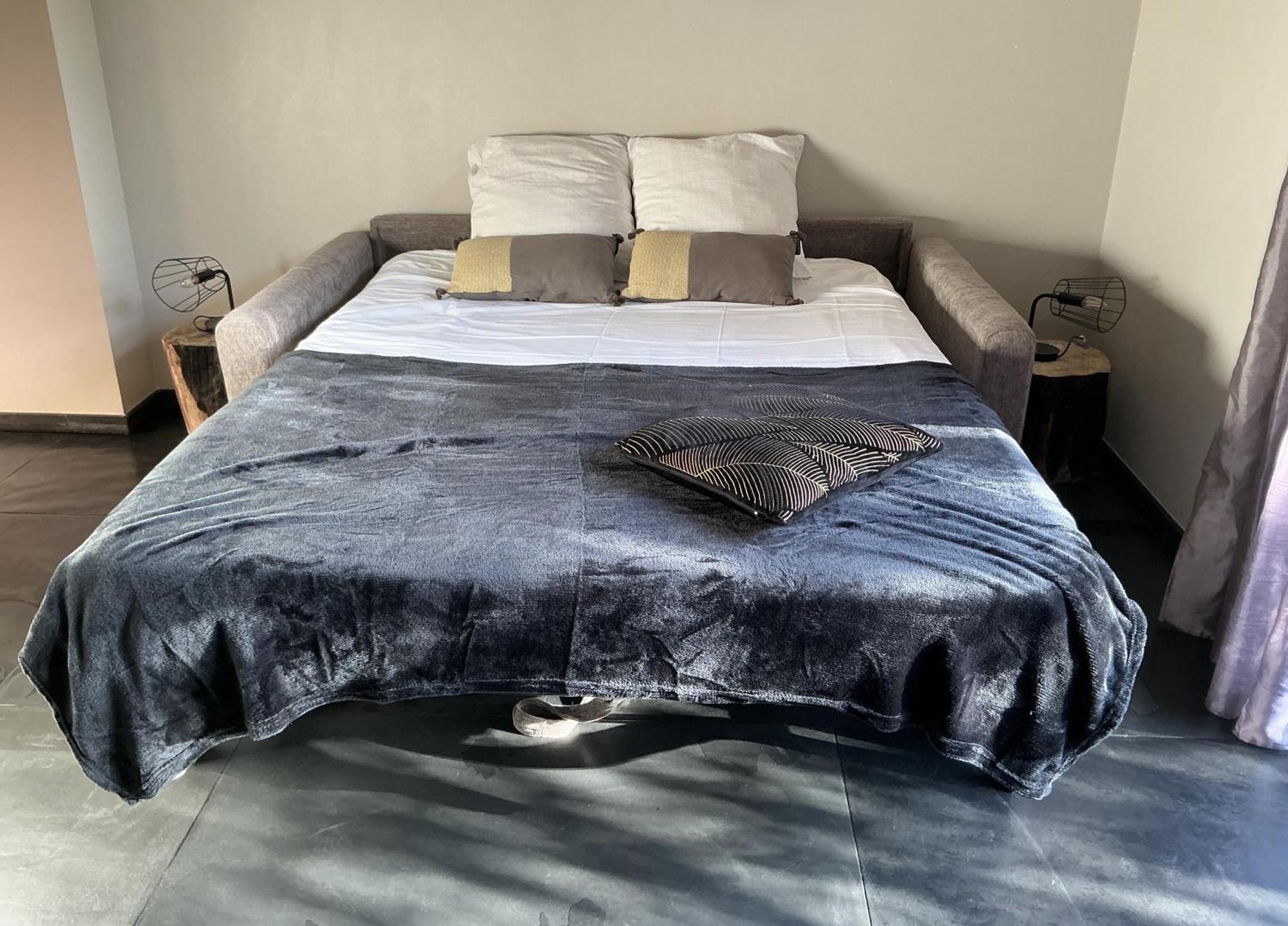 Residence Petru-Maria Проприано Екстериор снимка